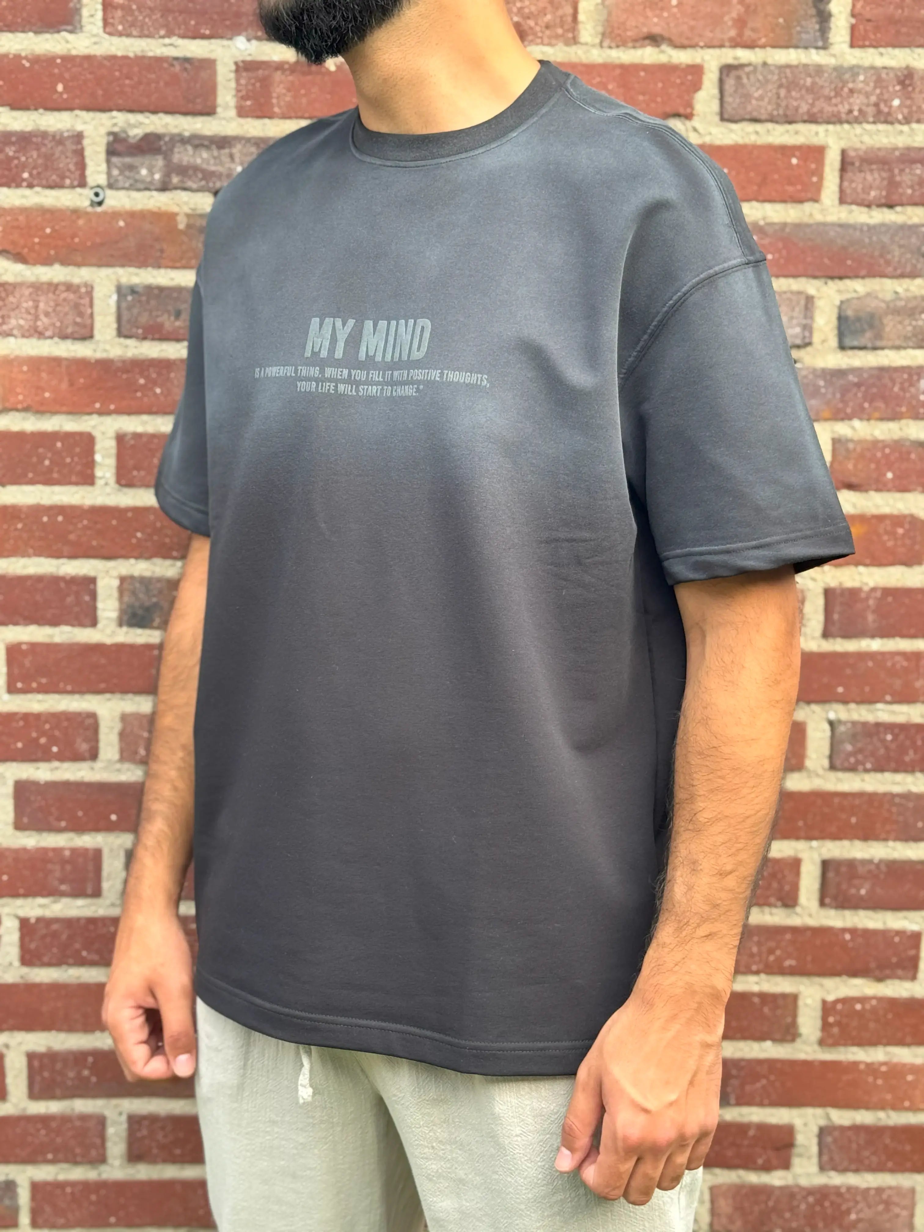Black Half-Oversize T-Shirt – MY MIND Front Print