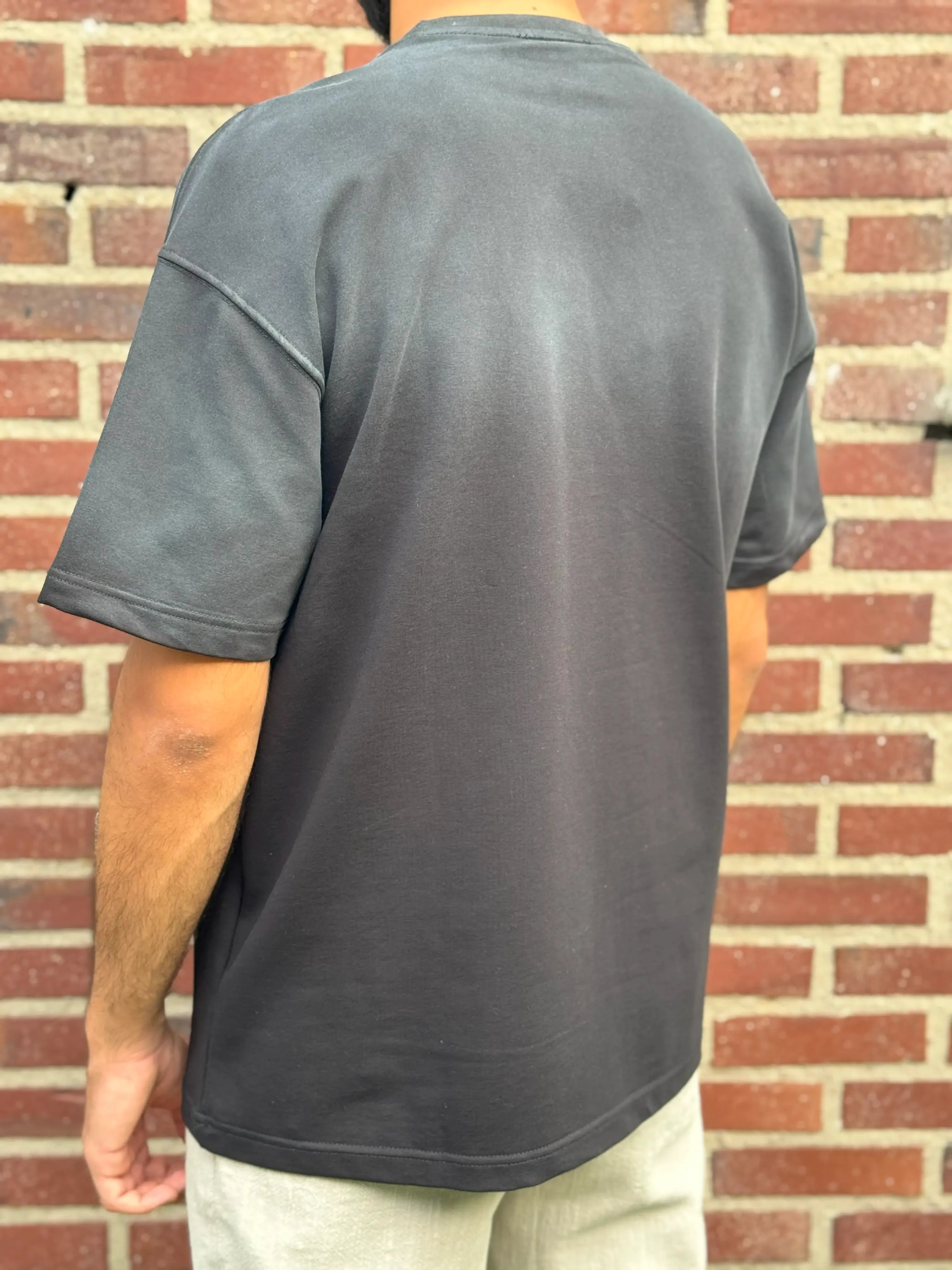 Black Half-Oversize T-Shirt – MY MIND Front Print