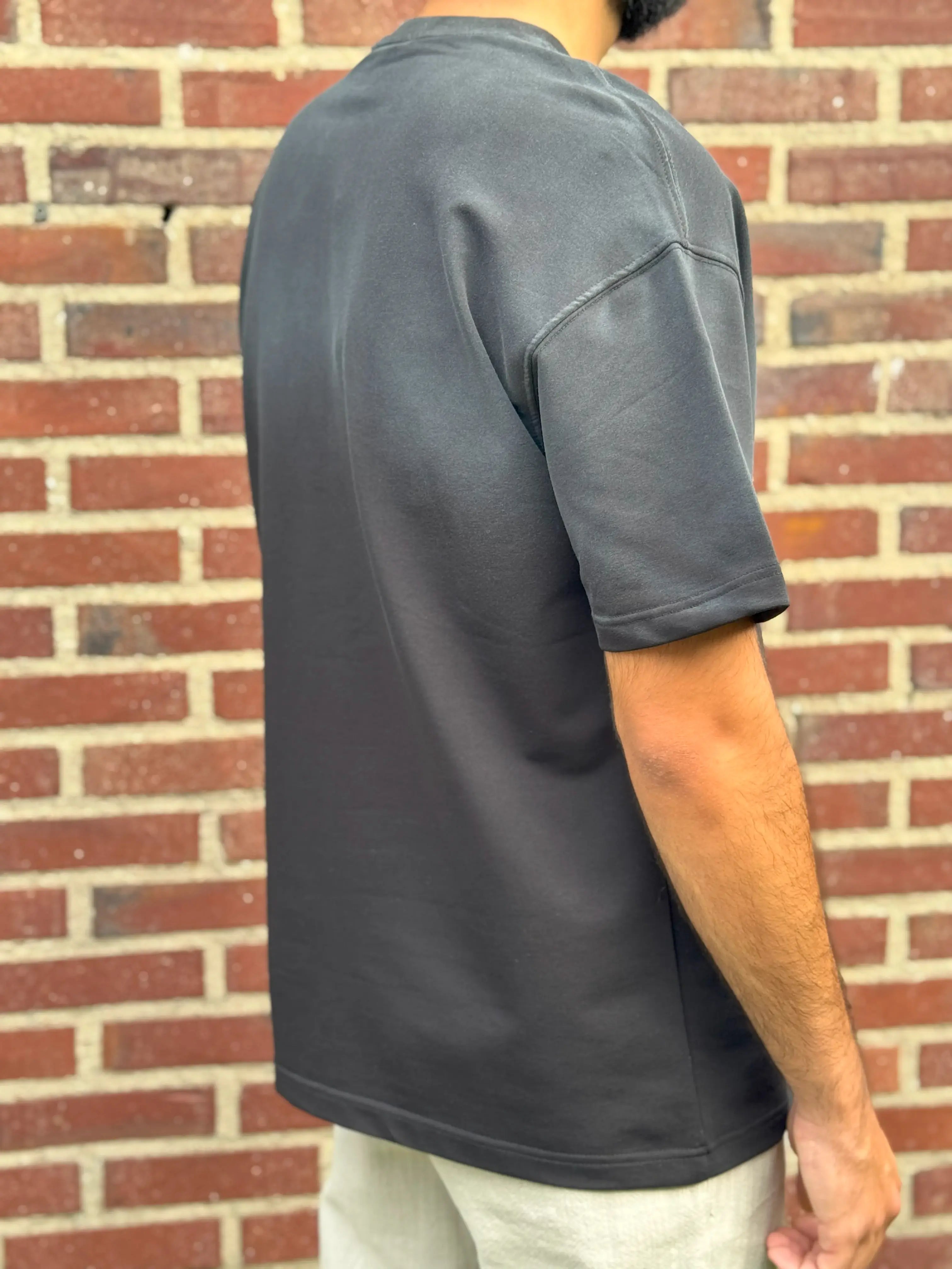 Black Half-Oversize T-Shirt – MY MIND Front Print